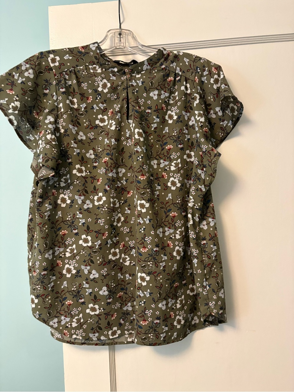Two Denver Hayes Floral Short Sleeve Blouses, large in great condition